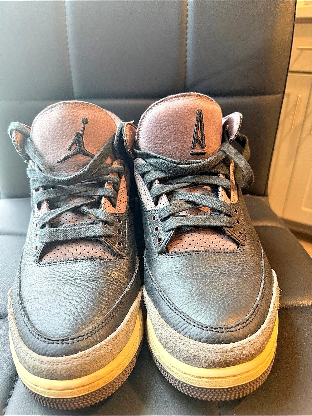 Nike Black & Brown Sneakers Like New